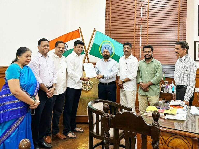 Goa Congress files police complaint against Karnataka BJP candidate Manikanta Rathod for giving murder threat to AICC President Mallikarjun Kharge and his family