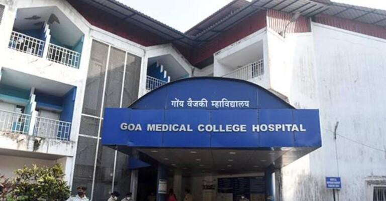 Govind Gaude meets victims of Banastarim accident at GMC on Monday