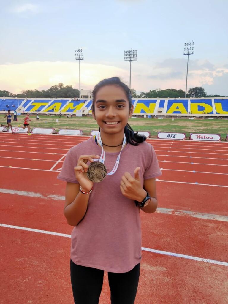 सिंधूकन्या स्वानंदी सावंतने राष्ट्रीय ॲथलेटिक्स स्पर्धेत पटकावले सुवर्णपदक!