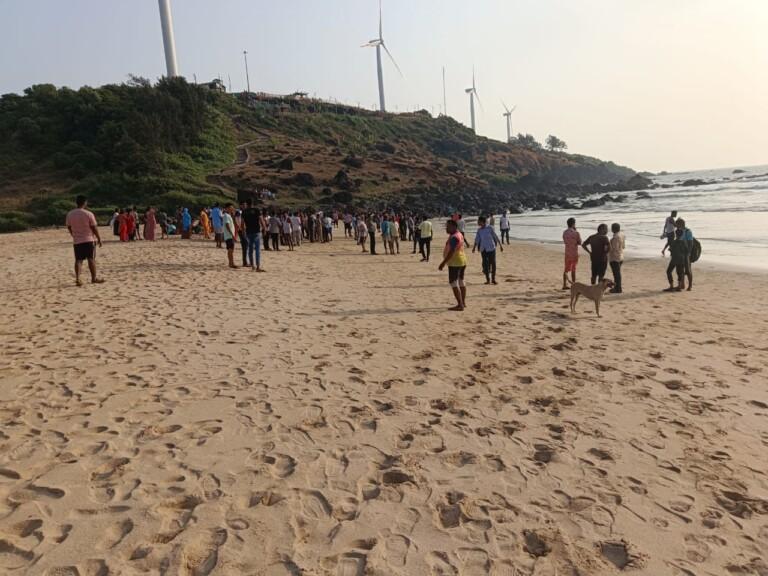 मोठी बातमी :देवगड समुद्रात सहाजण बुडाले,  चार जणांचा मृत्यू तर एकाचा शोध सुरू  एकावर रुग्णालयात उपचार सुरू