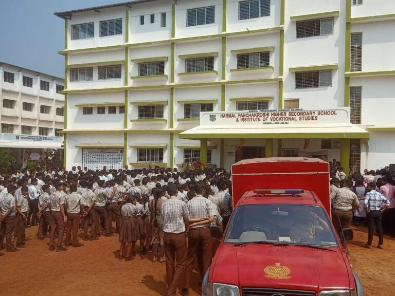 650 students of Harmal Panchakroshi participate in evacuation drill.