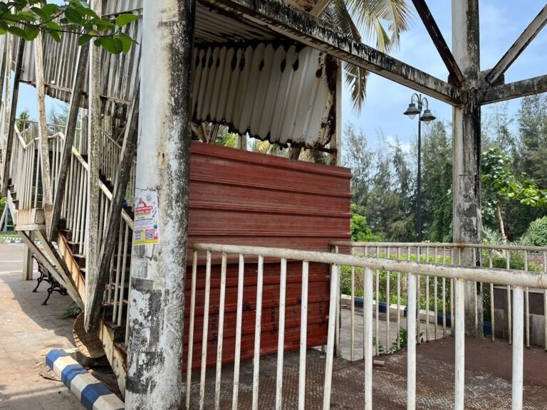 CCP blocks access to dangerous Miramar footbridge