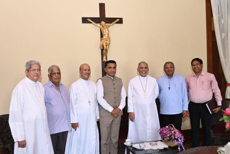 CM Pramod Sawant meets Archbishop ahead of St Francis Xavier relics’ exposition