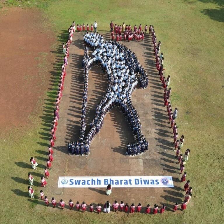 Over 700 Students Came Together To Form A Massive Image Of Mahatma Gandhi As CBC Celebrates Swachh Bharat Diwas At Pernem