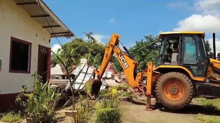 Goa Govt demolishes illegal structures of land grabbing case accused