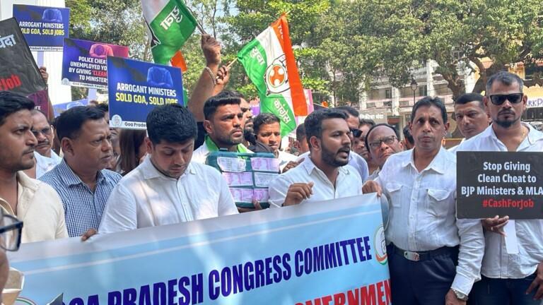 Congress leaders detained in Goa following their protest against cash for jobs scam