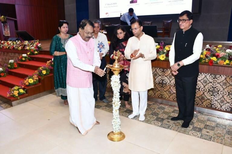 WOMEN PLAY A PIVOTAL ROLE IN SOCIAL & ECONOMIC GROWTH – GOVERNOR