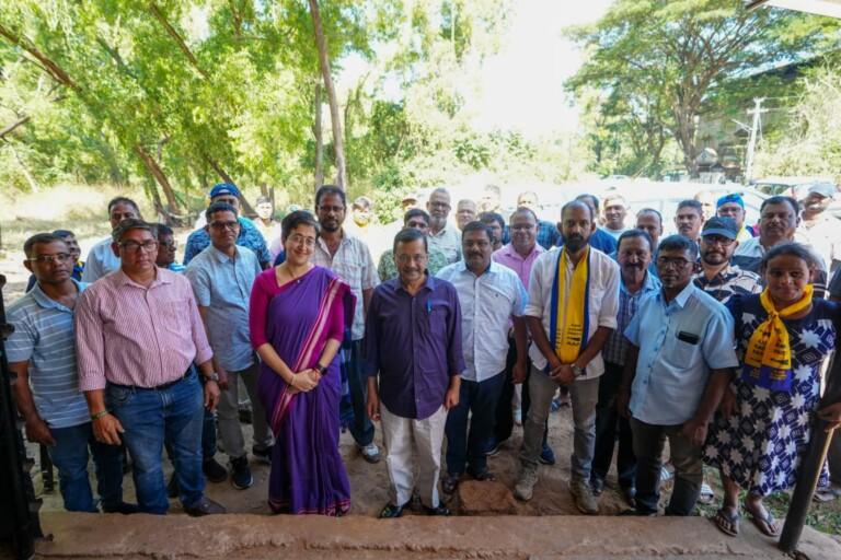 Kejriwal Accuses Goa Government of Harassing Taxi Drivers, Promises ‘Honest Living’ if AAP Wins