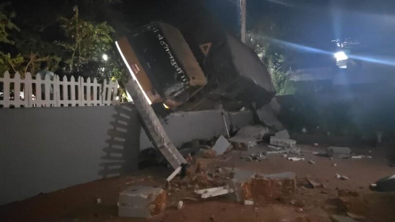 Goods Truck Overturns on Thivim–Cansa Highway