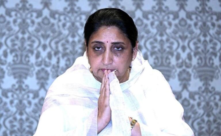 सुनेत्रा पवारांच्या अध्यक्षपदाला पक्षातूनच विरोध? रोहित पवारांचा खळबळजनक गौप्यस्फोट