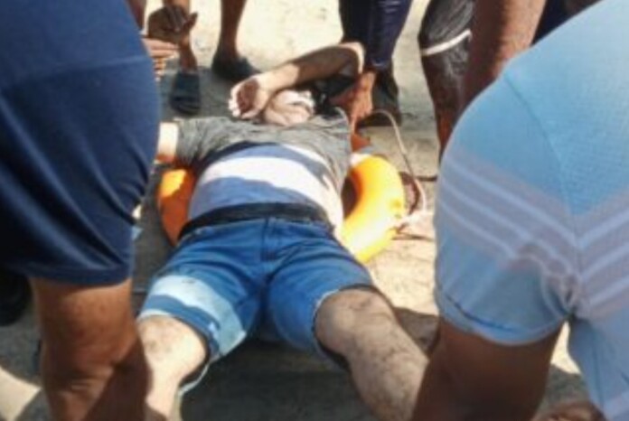 आरे-वारे समुद्रकिनारी दुर्दैवी घटना; पर्यटकाचा बुडून मृत्यू, एकाचा जीव वाचला