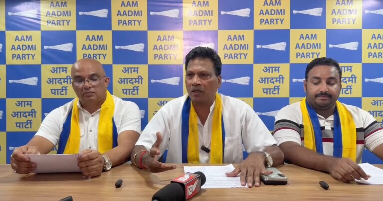AAP Asks Congress to Start “MLA Rakhon Yatra” to Save Its MLAs from Joining BJP