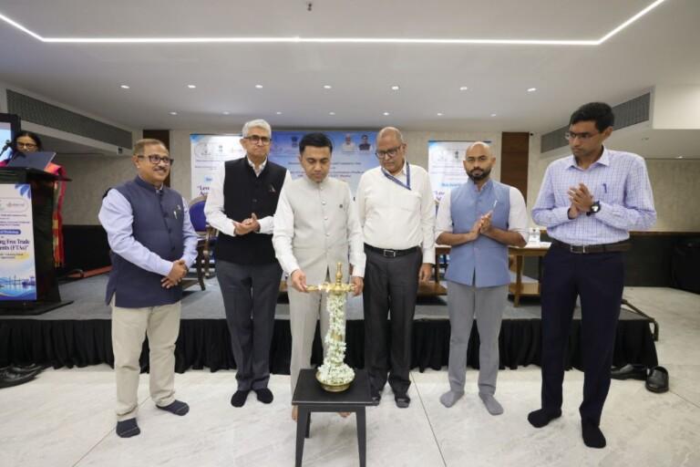 GOA MUST TAKE CASHEW, FENI, BEBINCA TO GLOBAL MARKETS USING FTAs: SAWANT