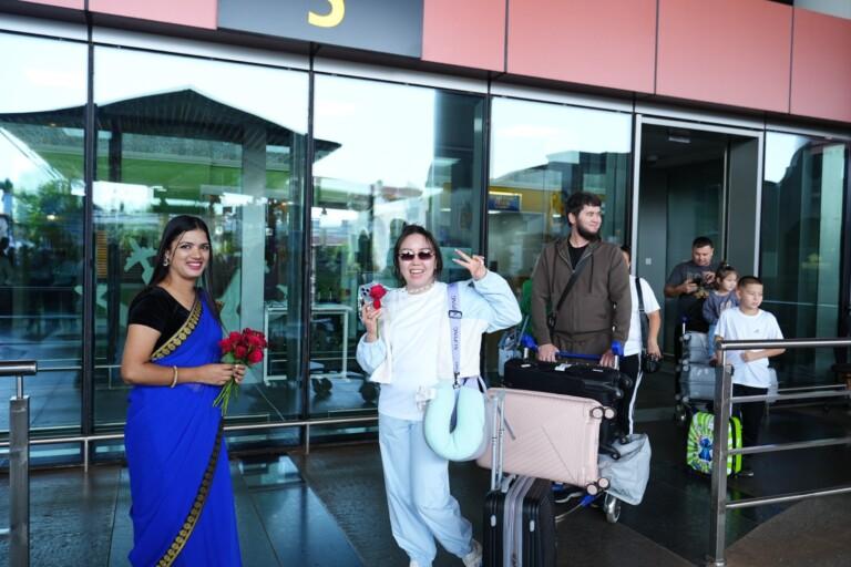 FIRST CHARTER FLIGHT FROM KAZAKHSTAN ARRIVES AT MOPA AIRPORT, 177 PASSENGERS WELCOME WINTER TOURISM SEASON